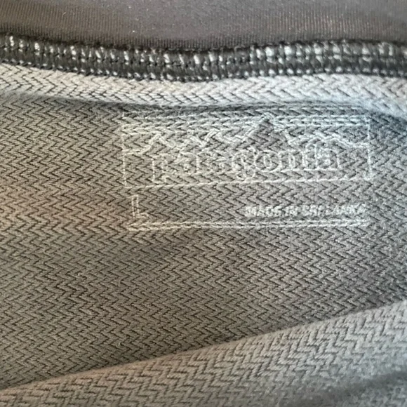 PATAGONIA-Women's Peak Mission Tights - 27" - Picture 7 of 9